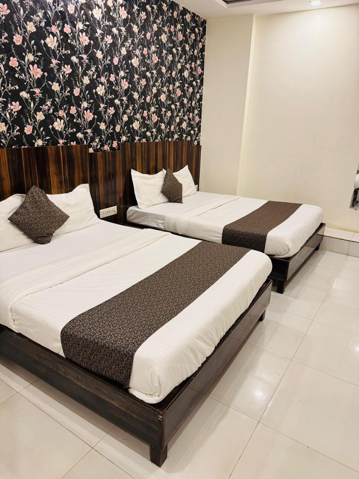 Hotel Garden Palace Bombaj Zewnętrze zdjęcie